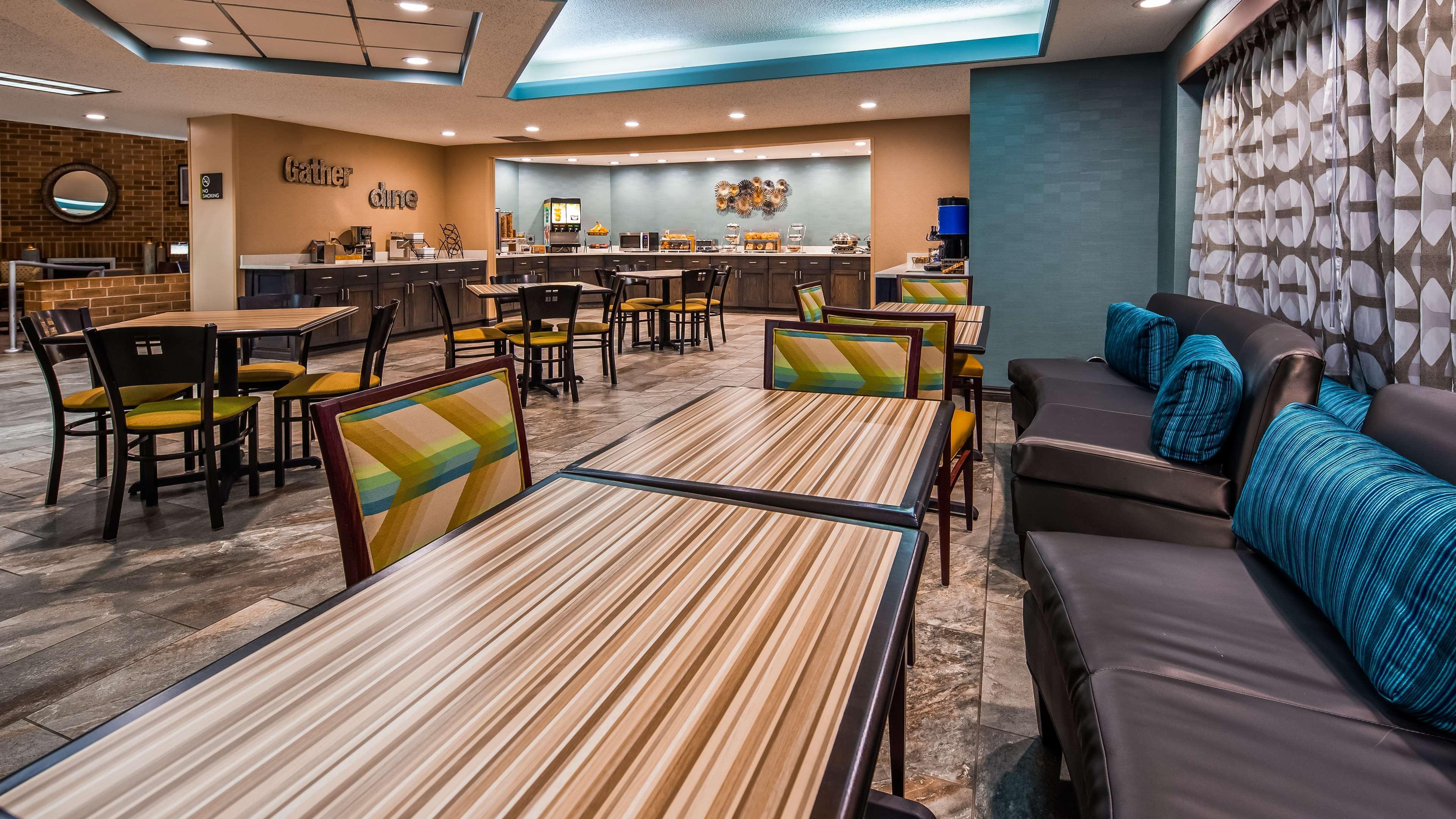 Best Western Warren Hotel מראה חיצוני תמונה