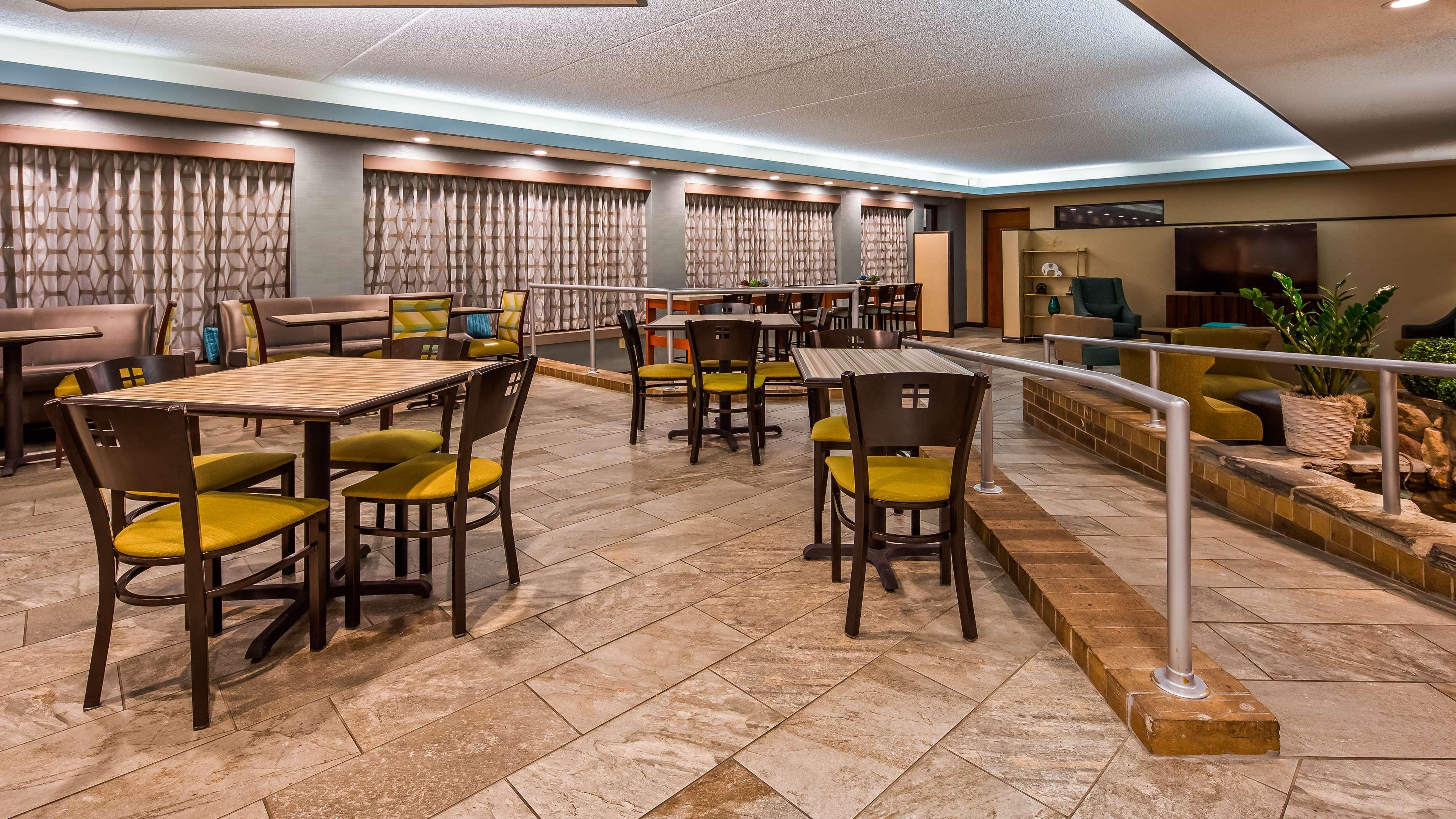 Best Western Warren Hotel מראה חיצוני תמונה